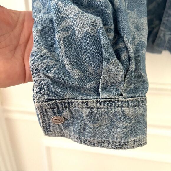 Rag & Bone Floral Cropped Button Up Denim Shirt with Raw Hem Sz Large NWT - Picture 6 of 14
